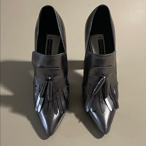 Alice + Olivia Metallic Silver Fringe Heels- Size 38.5